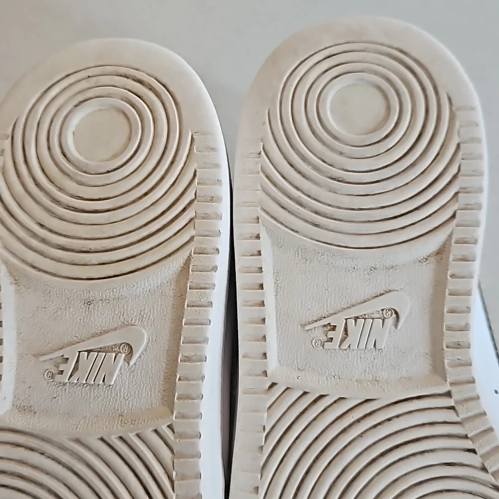 Nike Court vision low sneakers